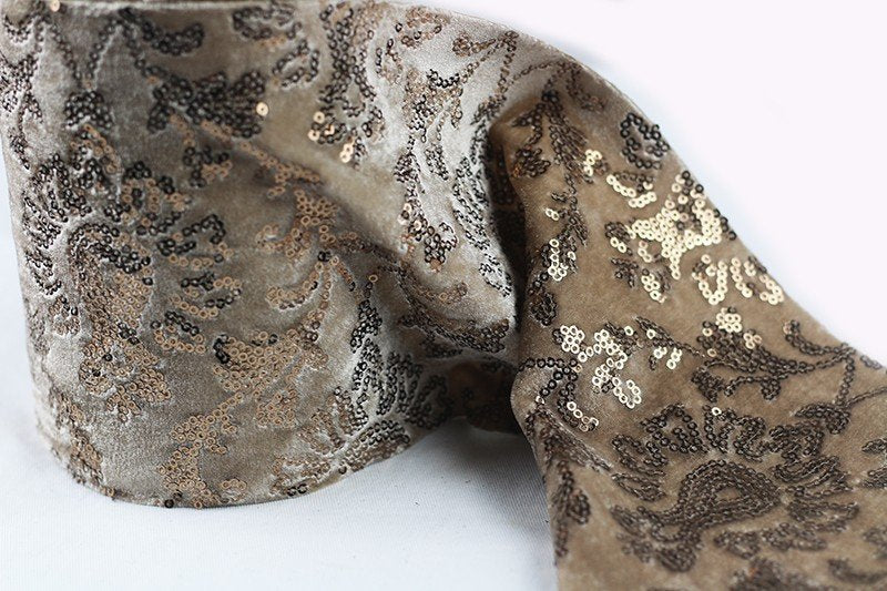 Bordo in Velluto con ricamo paillettes