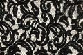 Tessuto in pizzo macramè nero