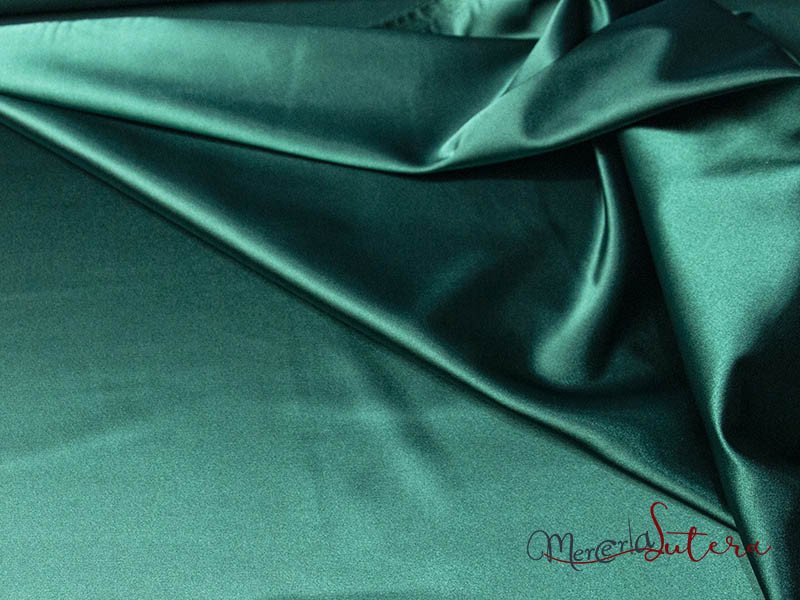 Tessuto raso stretch per abbigliamento
