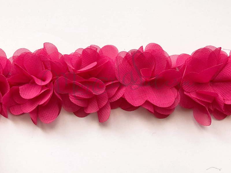 Passamaneria di fiori in organza in rilievo